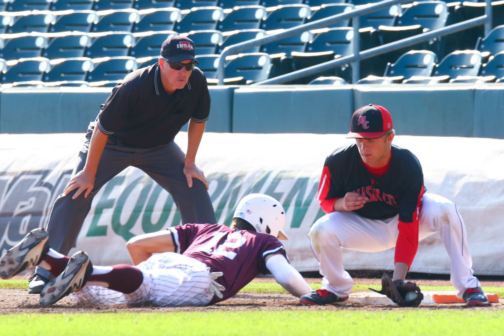 Mason City - Dowling Class 4A State Tournament Baseball-pick-off